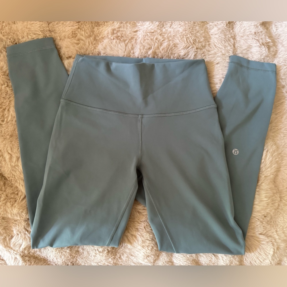 Wunder train 25” lululemon size 6 unknown color code